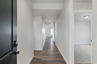 3117 S Old Farm Ave in Meridian, ID - Building Photo - Building Photo