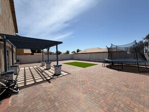 3907 E Pinto Valley Rd in San Tan Valley, AZ - Foto de edificio - Building Photo