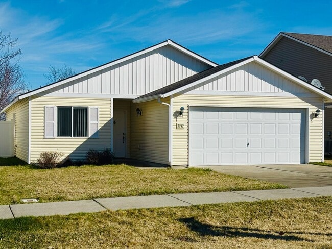 property at 3242 W Lotze Loop
