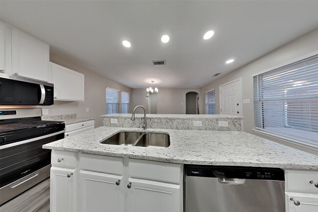 18610 Willow Cove Dr in Katy, TX - Building Photo - Building Photo