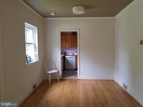 1243 N Vermont St in Arlington, VA - Building Photo - Building Photo