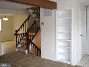 5844 Rock Forest Ct in Centreville, VA - Building Photo - Building Photo