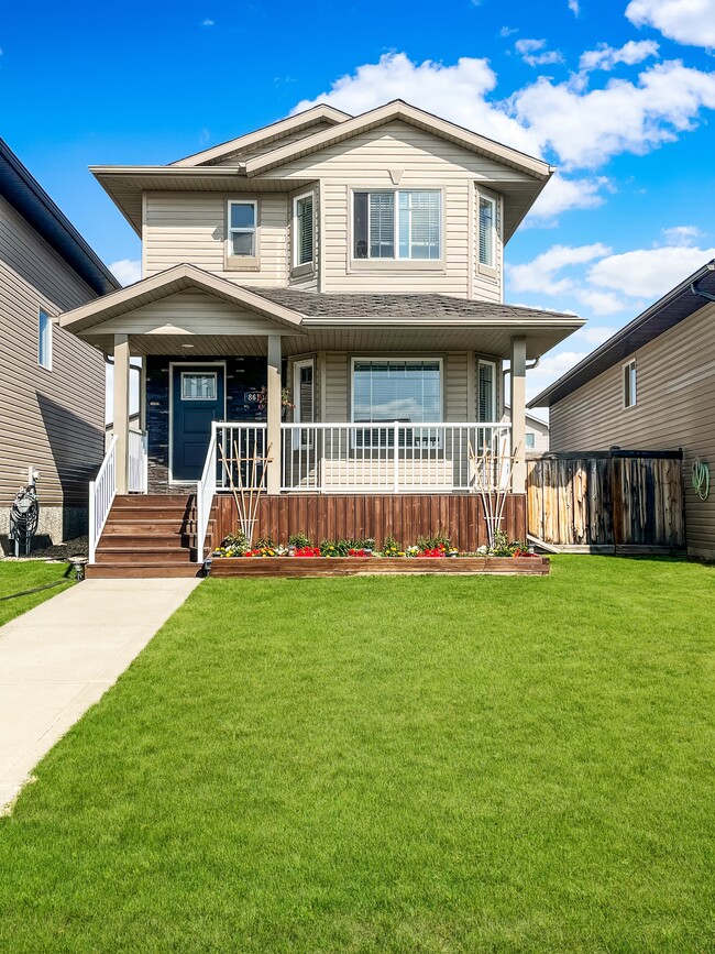 property at 8610-8102 102 B Ave