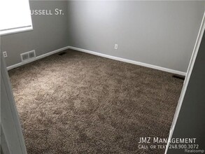 1857 Russell Ave in Lincoln Park, MI - Building Photo - Building Photo