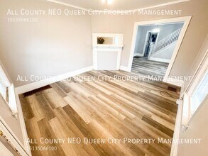 227 Pleasant Ave in Dayton, OH - Building Photo - Building Photo