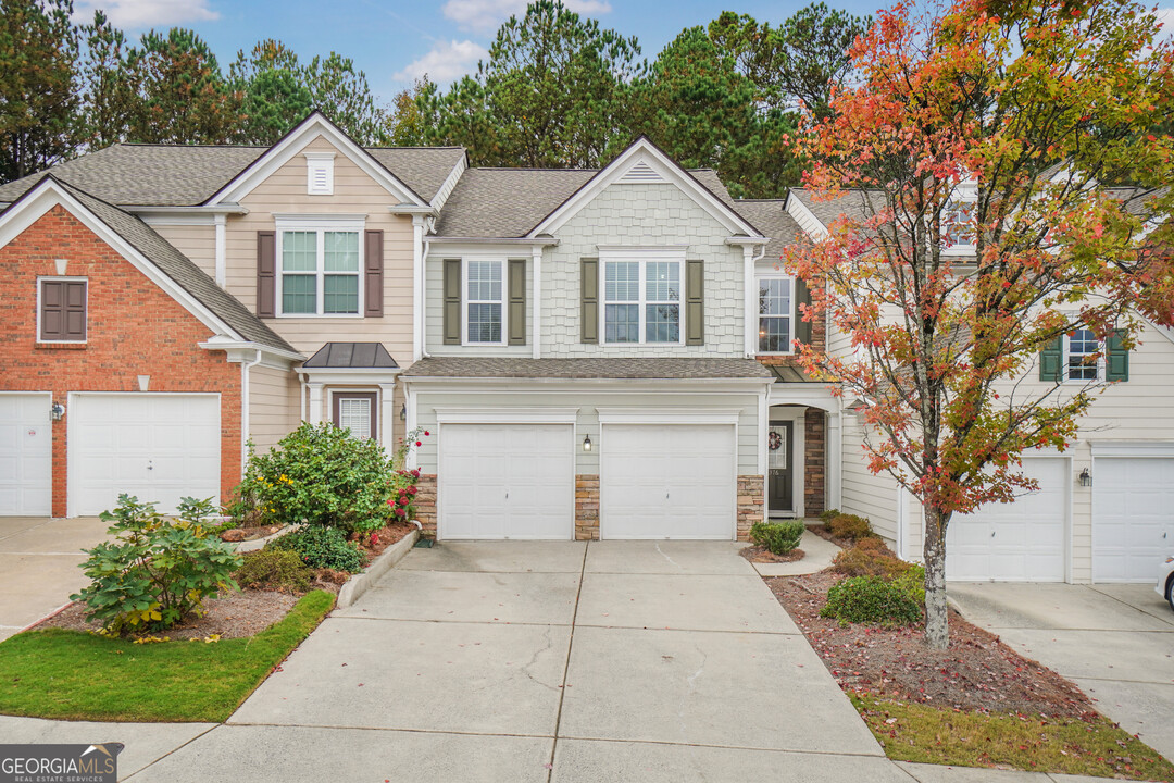 2376 Fairlie Dr in Duluth, GA - Building Photo