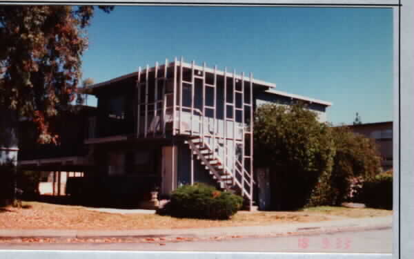 1443 Marclair Dr in Concord, CA - Building Photo - Building Photo