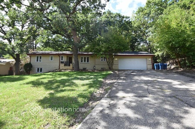 property at 4648 Caribou Dr