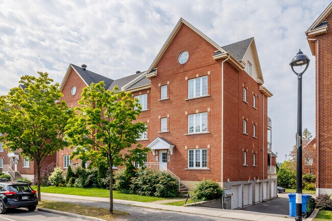 1644 Alexis-Nihon Boul in St. Laurent, QC - Building Photo - Building Photo