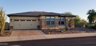 17531 W Cedarwood Ln in Goodyear, AZ - Building Photo