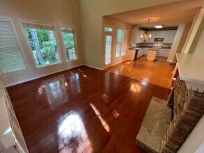 400 Park Creek Dr in Alpharetta, GA - Building Photo - Building Photo