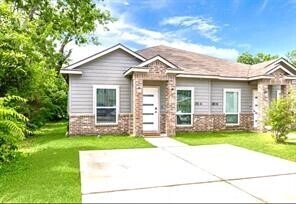 310 Connecticut St in Houston, TX - Building Photo