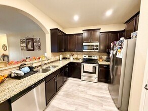 2925 Keathley Dr in Lorena, TX - Building Photo - Building Photo