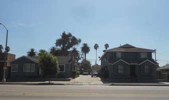 1116-1120 W Florence Ave Apartments