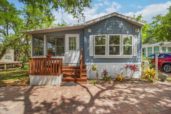 property at 1300 N River Rd