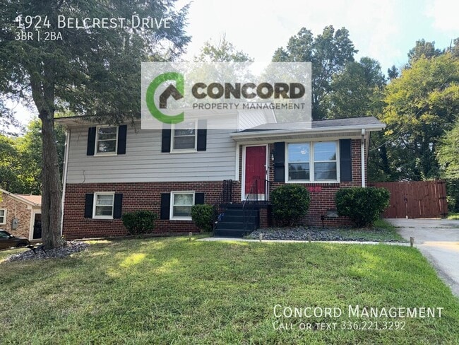 property at 1924 Belcrest Dr