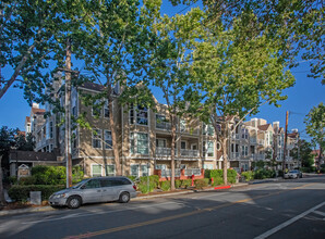 Ryland Mews in San Jose, CA - Building Photo - Building Photo