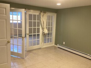 2 Debron Ct in Centereach, NY - Building Photo - Building Photo
