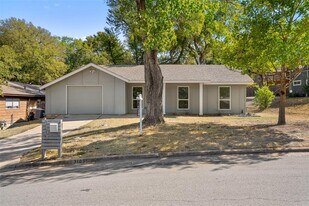 3103 Matador Dr in Austin, TX - Building Photo