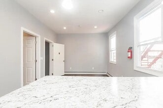 705 8th St in Union City, NJ - Building Photo - Building Photo