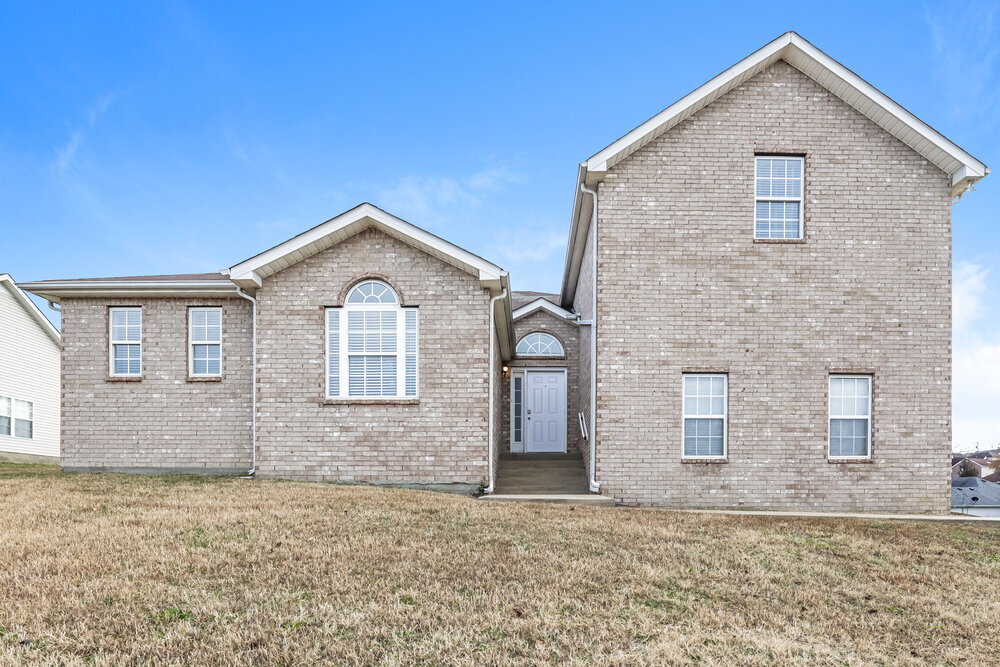 6001 Eden Ln in La Vergne, TN - Foto de edificio