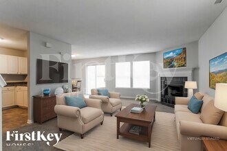 5980 Redcliff S Ln in Plainfield, IN - Foto de edificio - Building Photo