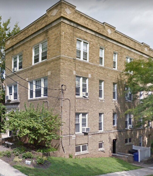 22 Seymour St Apartments and Nearby Montclair Apartments For Rent