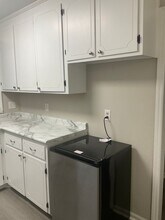 6157 Loch Laural Ln in Raleigh, NC - Building Photo - Building Photo