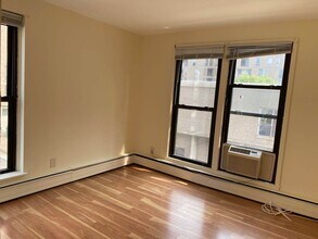 8 Juniper St in Brookline, MA - Building Photo - Building Photo