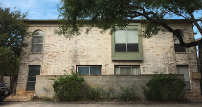 Hollow Creek in Austin, TX - Building Photo - Other