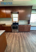 1239 Graham Ave in Eau Claire, WI - Building Photo - Building Photo