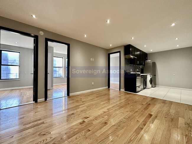 350 Manhattan Ave, Unit 1C