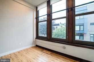 1300 S 19th St in Philadelphia, PA - Building Photo - Building Photo