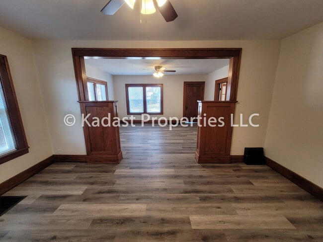 1271 Prairie Ave, Unit 1271 in Beloit, WI - Building Photo - Building Photo