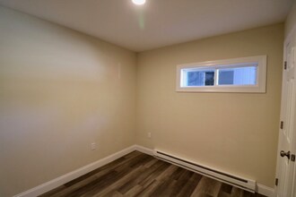 120 Sans Dr in Henryville, PA - Building Photo - Building Photo