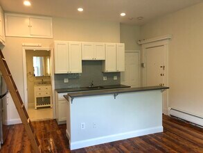 614 Massachusetts Ave, Unit 10 in Boston, MA - Building Photo - Building Photo