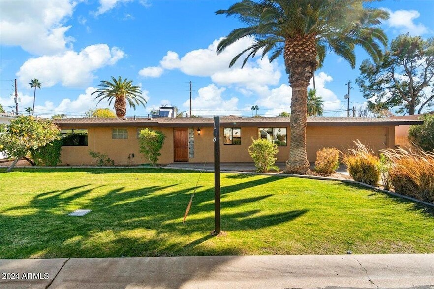 4425 E Calle Allegre in Phoenix, AZ - Foto de edificio