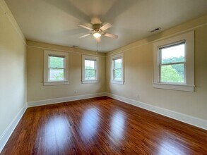 56 Starnes Ave in Asheville, NC - Building Photo - Building Photo