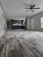 10130 State Hwy 64 in Tyler, TX - Foto de edificio - Building Photo