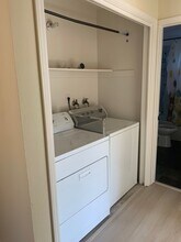 3901 Clayton Rd, Unit Clayton in Concord, CA - Building Photo - Building Photo