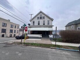 542 Ohio Ave, Unit B in Glassport, PA - Building Photo