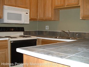 1512 Forest Ave-Unit -#C103 in Knoxville, TN - Building Photo - Building Photo