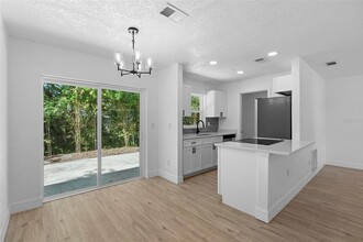 2240 Conway Dr in Deltona, FL - Building Photo - Building Photo