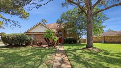 9540 Northmeadow Dr in Beaumont, TX - Building Photo - Building Photo