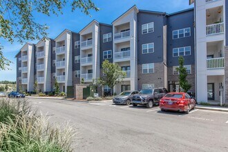 The Arcadia in Madison, TN - Building Photo - Building Photo