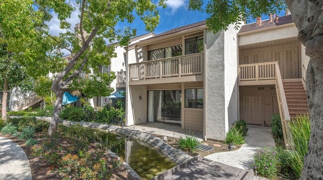 10560 Lakeside Dr N in Garden Grove, CA - Building Photo - Building Photo
