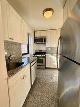 145 Fourth Avenue, Unit 12J in New York, NY - Building Photo - Building Photo