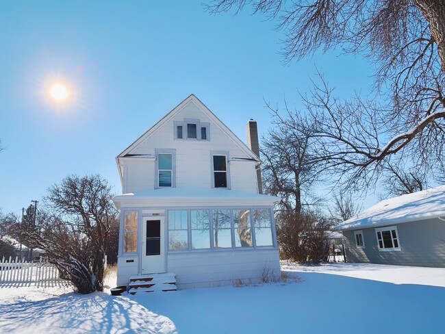 property at 1618 6th Ave N