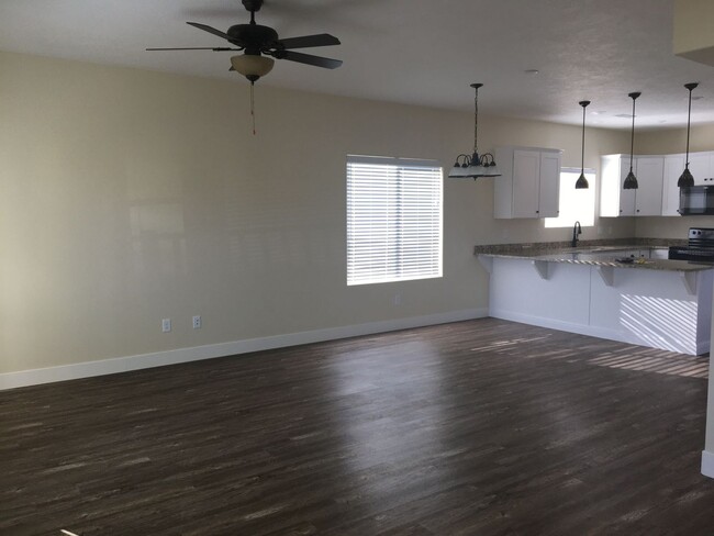 133 N 900 W in Cedar City, UT - Foto de edificio - Building Photo