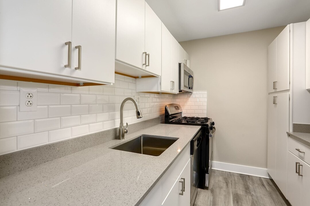 Shawnee Apartments in Arlington, VA - Building Photo